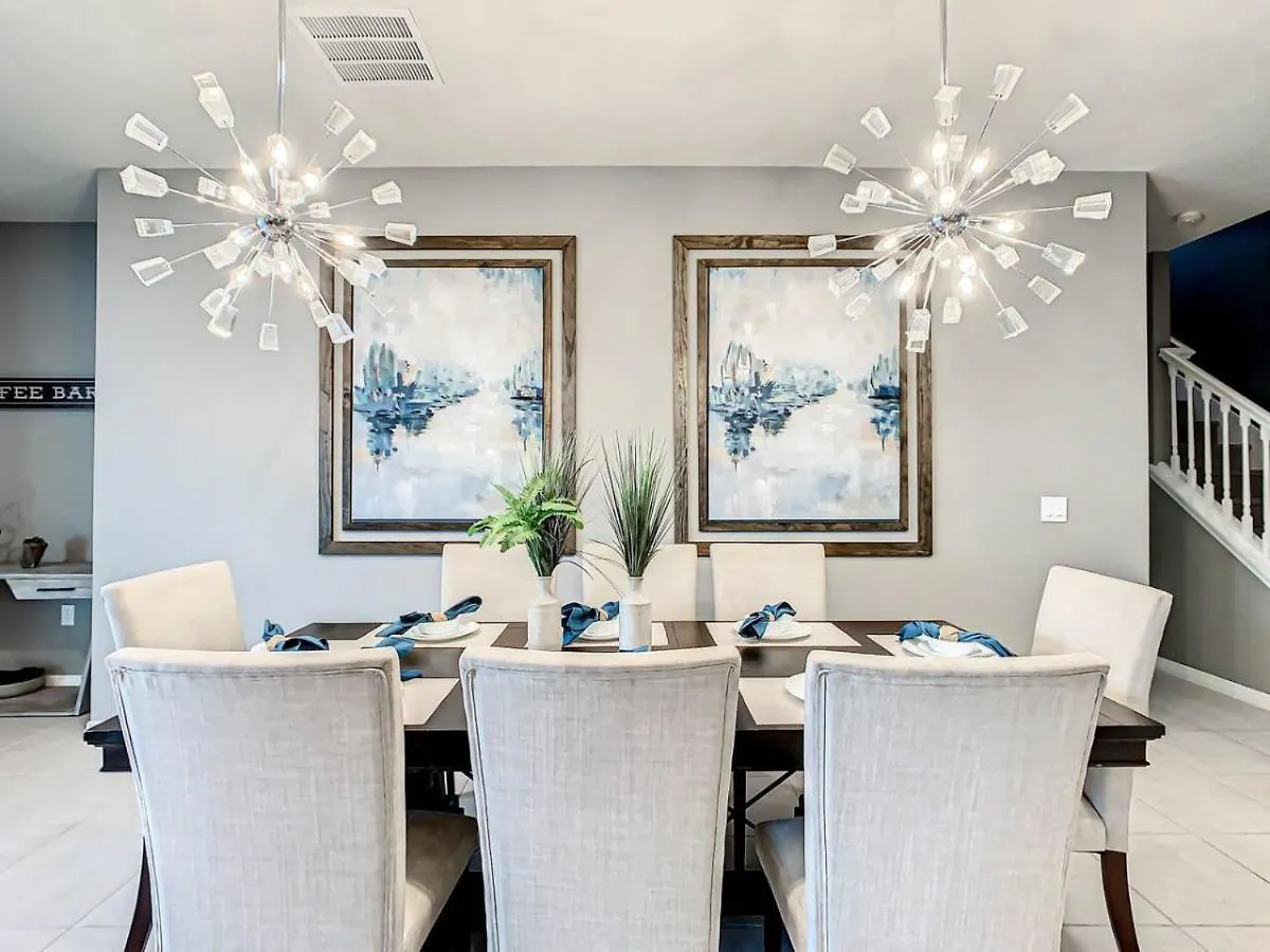Windsor Island Themed Mansion, Disney, Universal Davenport Holiday home