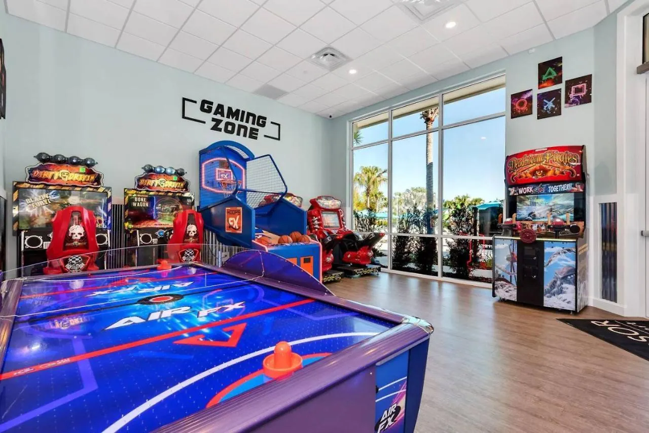 Windsor Island Themed Mansion, Disney, Universal Davenport Holiday home
