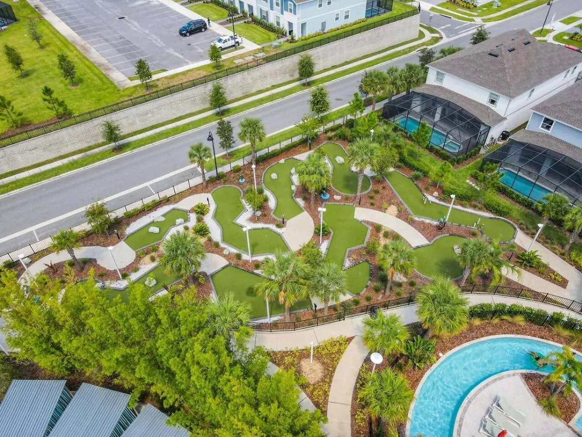Windsor Island Themed Mansion, Disney, Universal Davenport Holiday home