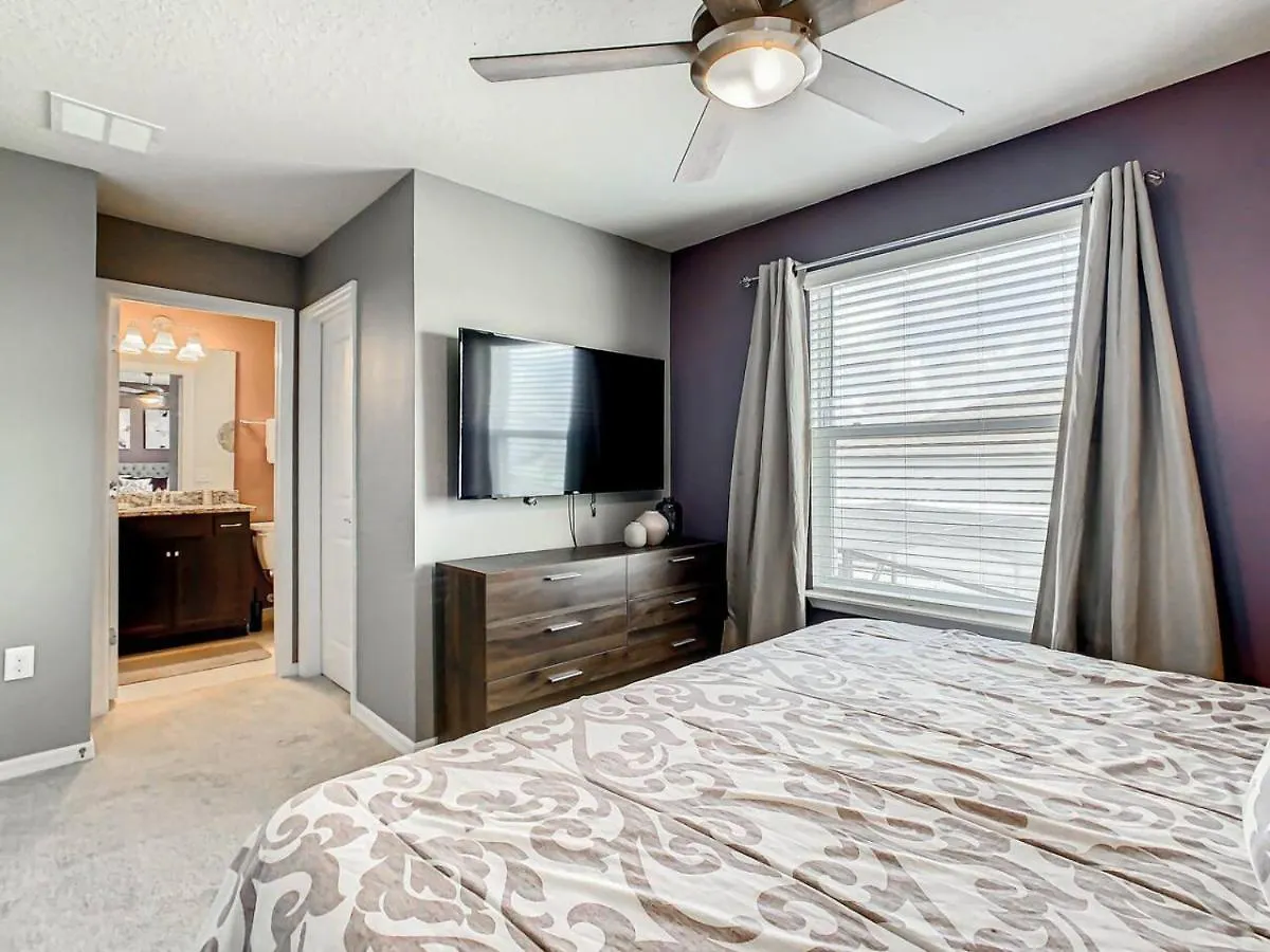 Windsor Island Themed Mansion, Disney, Universal Davenport Holiday home