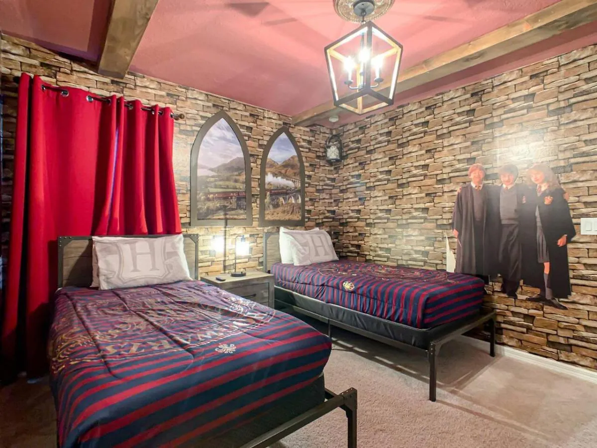 Holiday home Windsor Island Themed Mansion, Disney, Universal Davenport