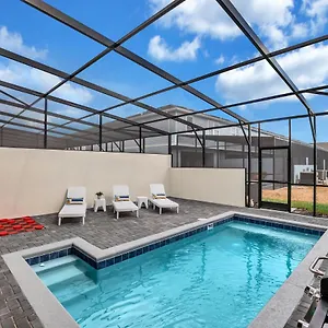 Holiday home Townhome Wprivate Pool & Themed Rooms, Near Wdw, Davenport